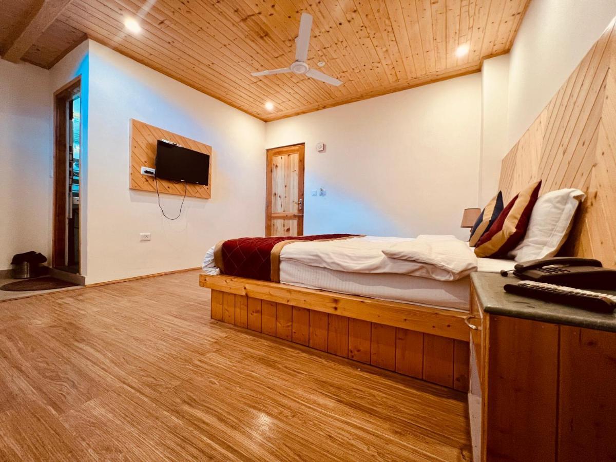 Hotel Lemoon Tree Manali  Ngoại thất bức ảnh